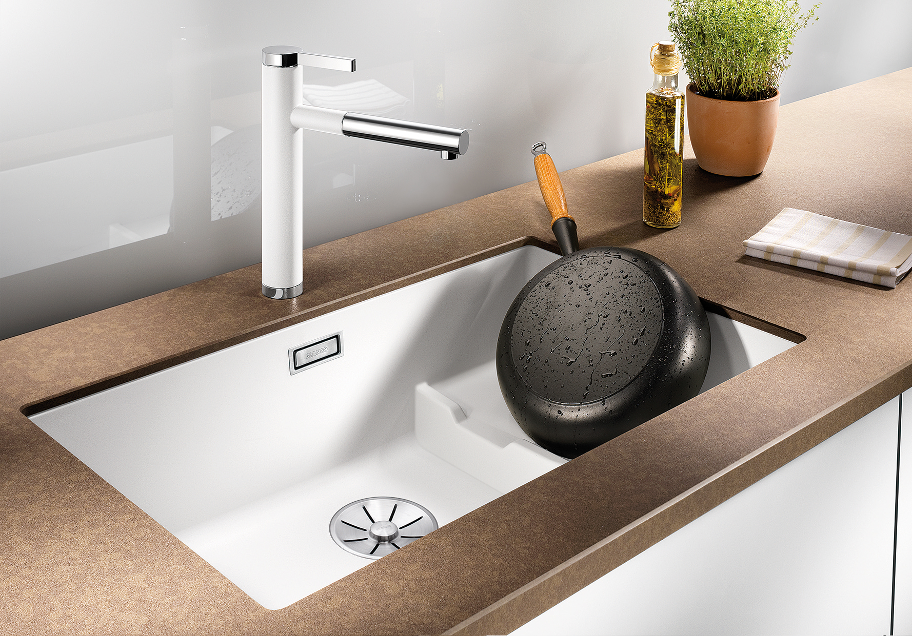 BLANCO SUBLINE 700-U level UXI